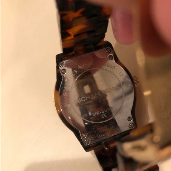 Michael Kors Watch - Picture 3 of 4